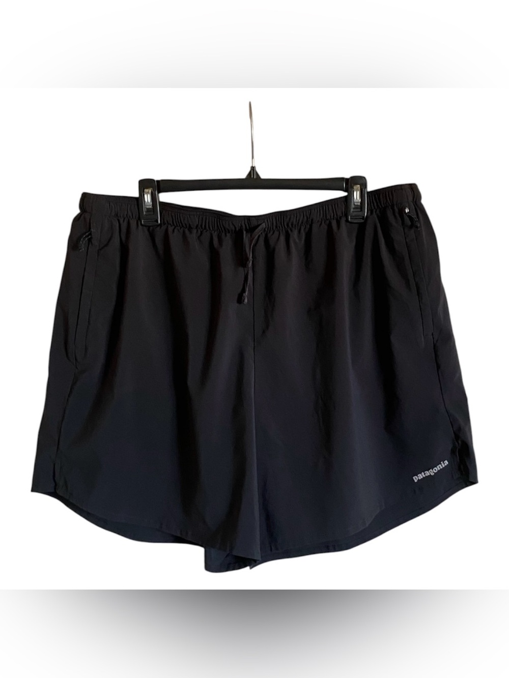 Women’s PATAGONIA Black Multi Trails Shorts XL
